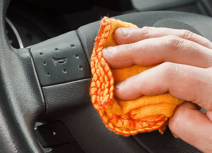 detaling-steering-wheel