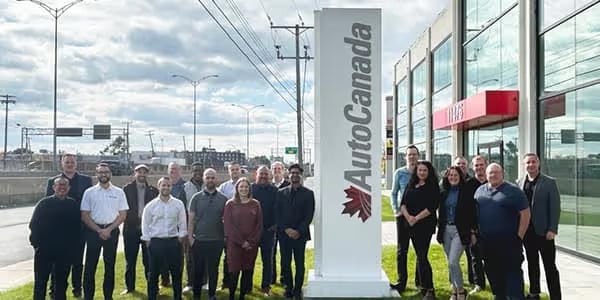 leadership and operations jobs