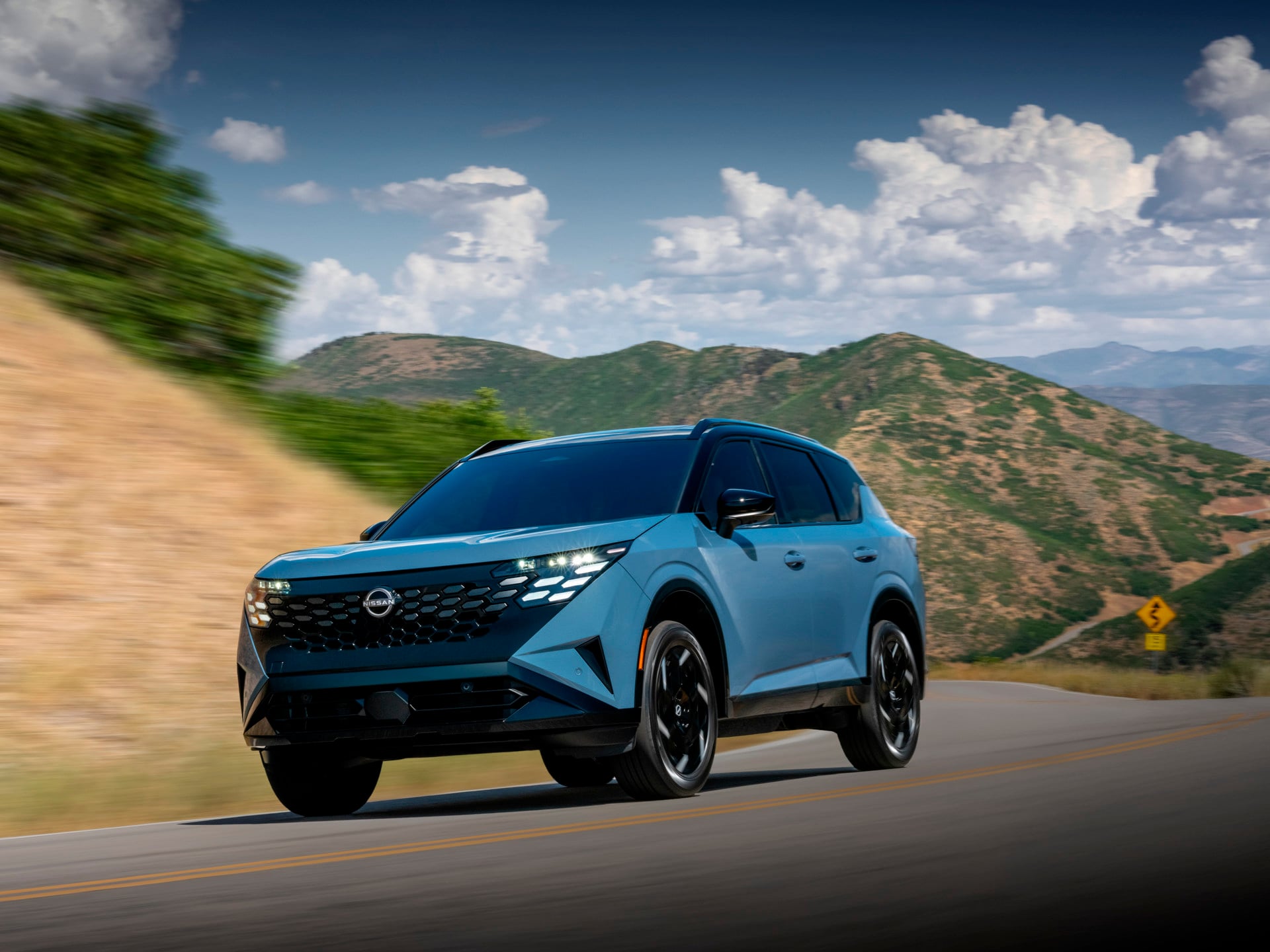2027 Nissan Rogue Hybrid Exterior